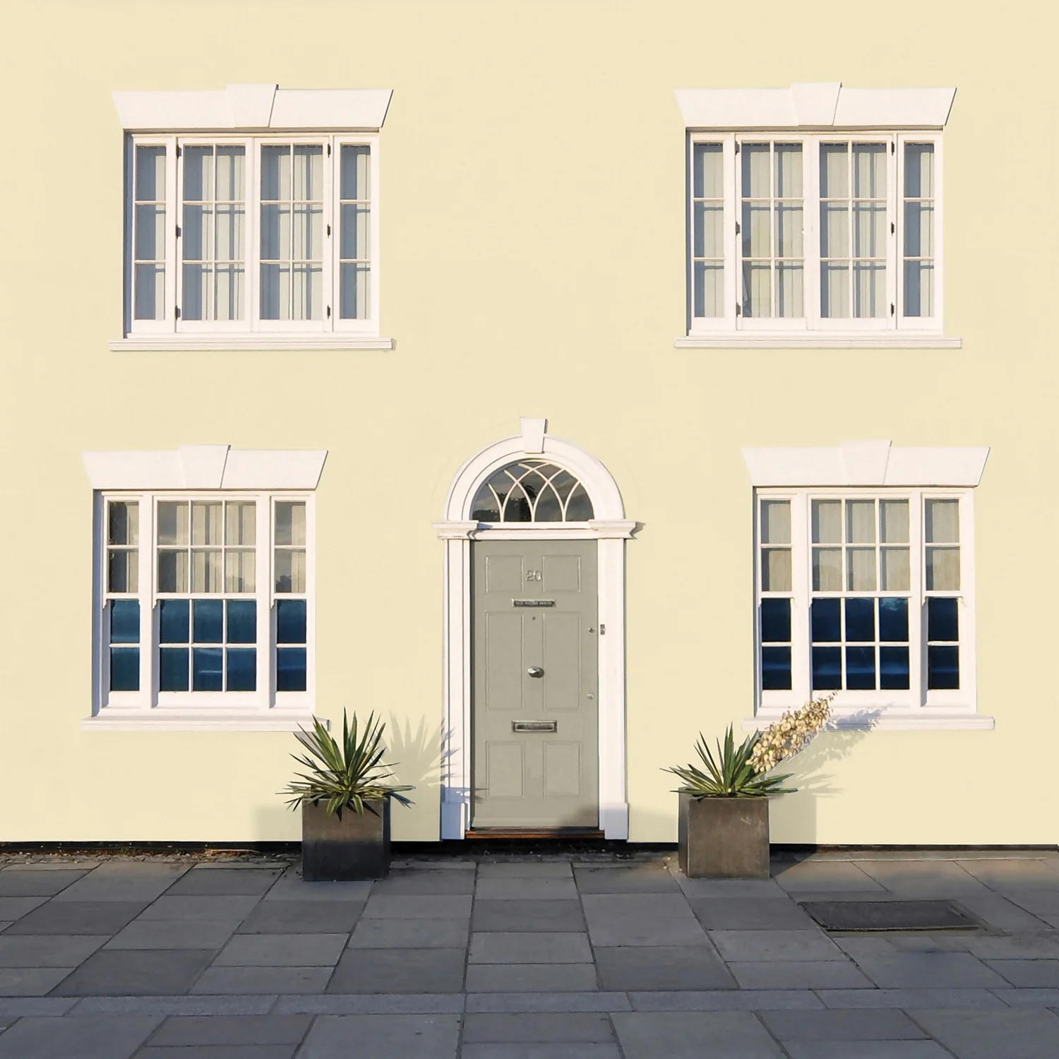 Sandtex Ultra Smooth Masonry Paint - Cornish Cream - 150ml Sandtex Ultra Smooth Masonry Paint - Cornish Cream - 150ml -Sandtex 12804324 2004870269515901