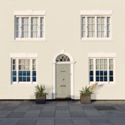 Sandtex® Ultra Smooth Masonry Paint Ivory Stone - 10L -Sandtex 12810262 1844958586337710