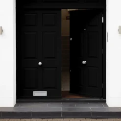 Sandtex® Exterior 10 Year Satin Paint Black - 750ml 3 Sandtex® Exterior 10 Year Satin Paint Black - 750ml -Sandtex 12811207 1634871315246328