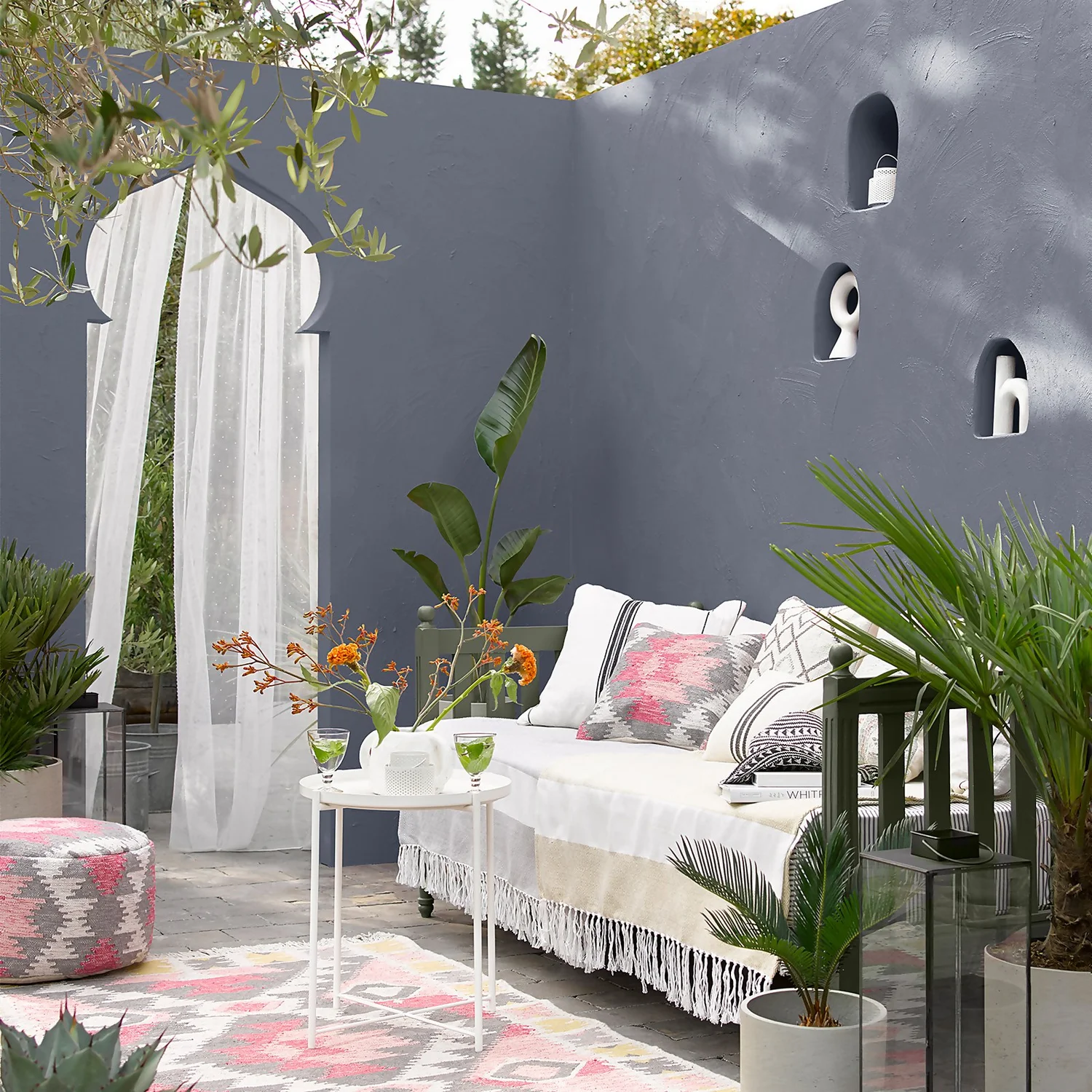 Sandtex® Ultra Smooth Masonry Paint Vermont Grey - 5L Sandtex® Ultra Smooth Masonry Paint Vermont Grey - 5L -Sandtex 12813516 3214871566860852