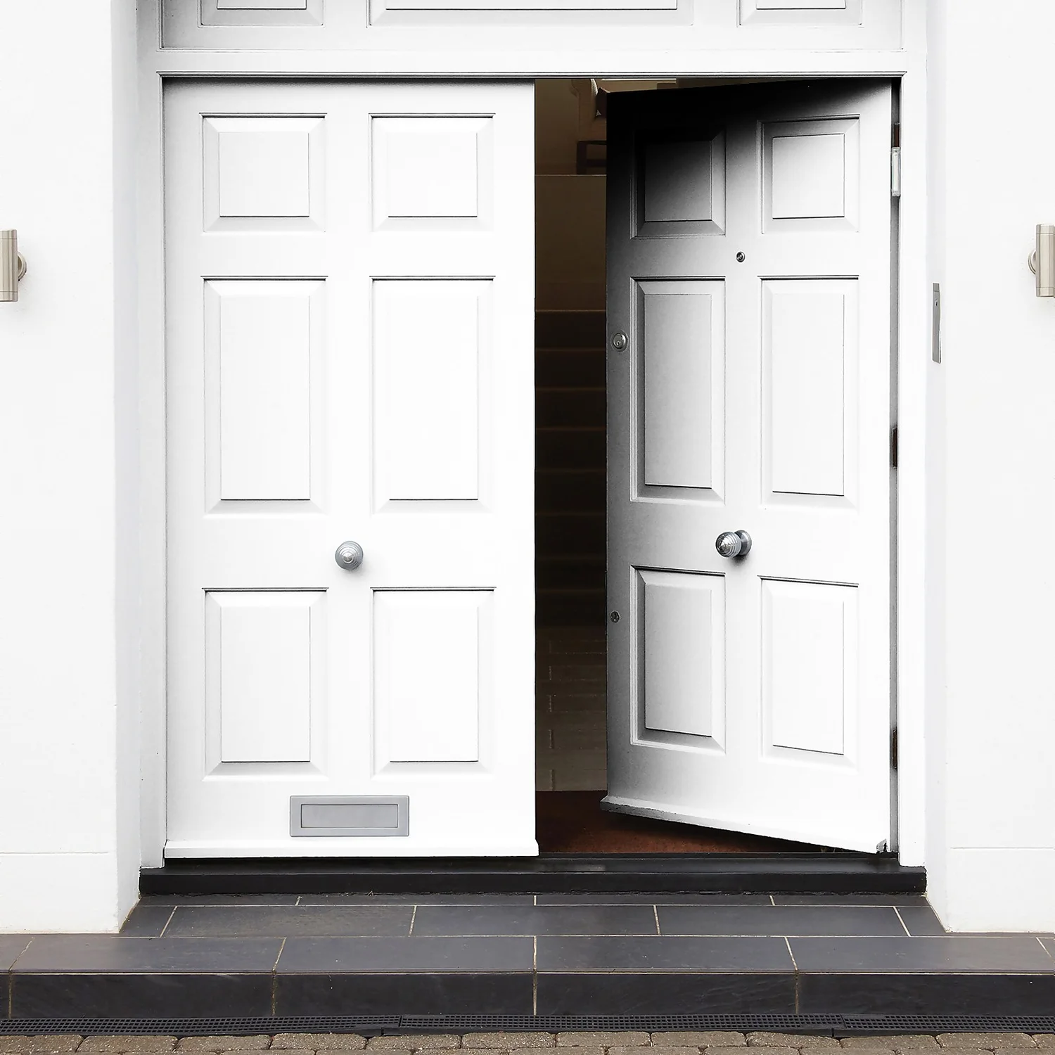 Sandtex® Exterior One Coat Satin Paint Pure Brilliant White - 2.5L Sandtex® Exterior One Coat Satin Paint Pure Brilliant White - 2.5L -Sandtex 12813676 1114871813437584