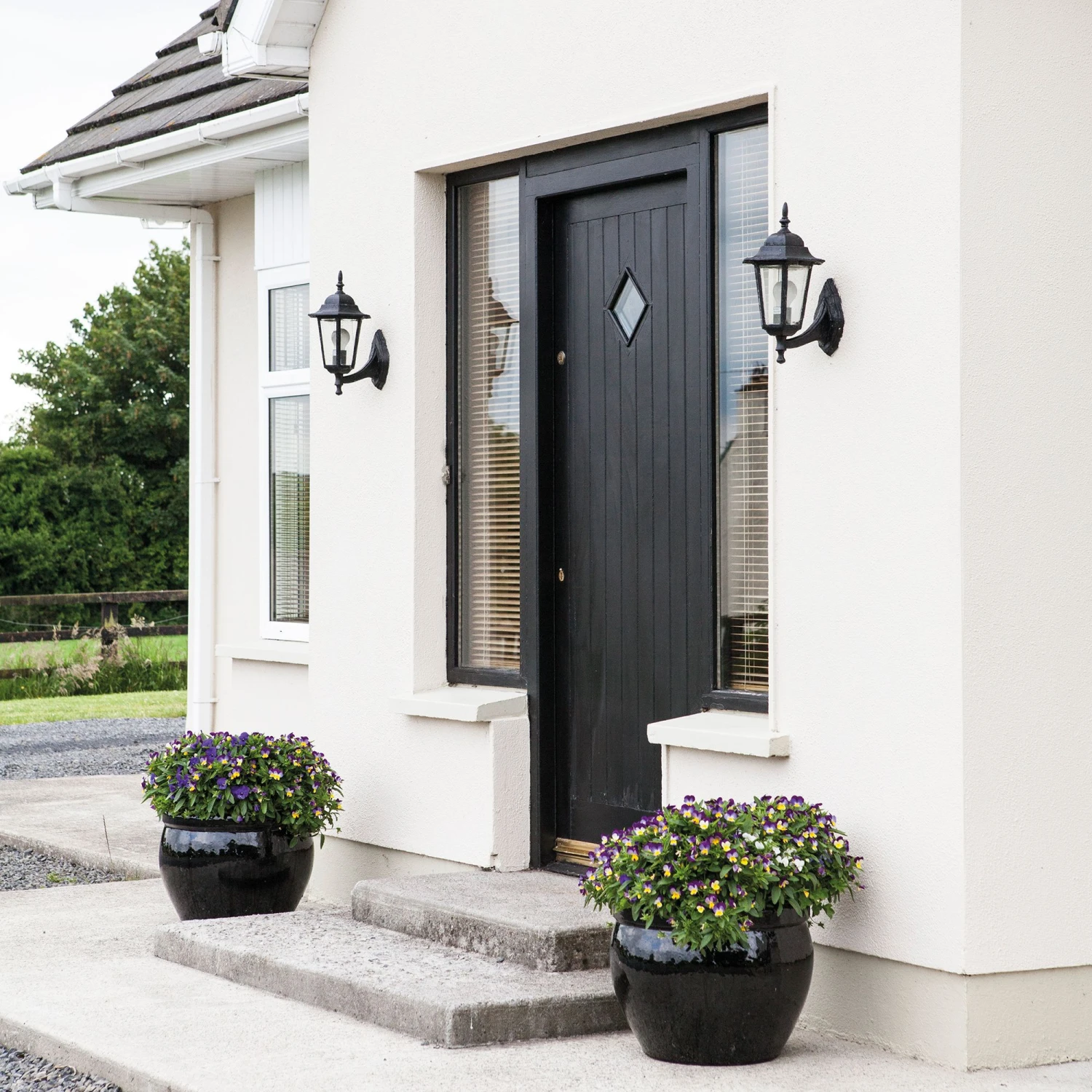 Sandtex 10 year Black Satinwood Exterior Metal & wood paint, 2.5L Sandtex 10 Year Black Satinwood Exterior Metal & Wood Paint, 2.5L -Sandtex sandtex 10 year black satinwood exterior metal wood paint 2 5l5010131544828 01i bq