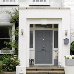 Sandtex Ultra Smooth Pure Brilliant White Masonry Paint, 5L -Sandtex sandtex ultra smooth pure brilliant white masonry paint 5l5010131461293 04i bq